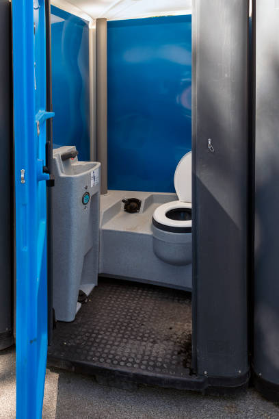Portable Toilet Options We Offer in Leesburg, OH