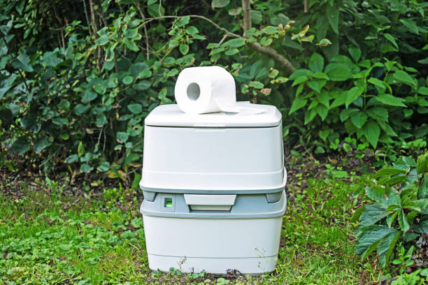 Best Best portable toilet rental  in Leesburg, OH